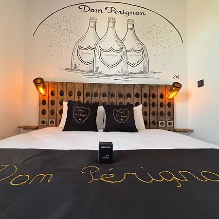 La Dom Perignon Jacuzzi Et Sauna Au Centre Эперне