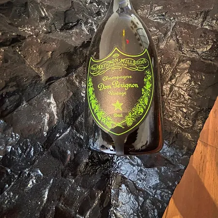 La Dom Perignon Jacuzzi Et Sauna Au Centre * Эперне