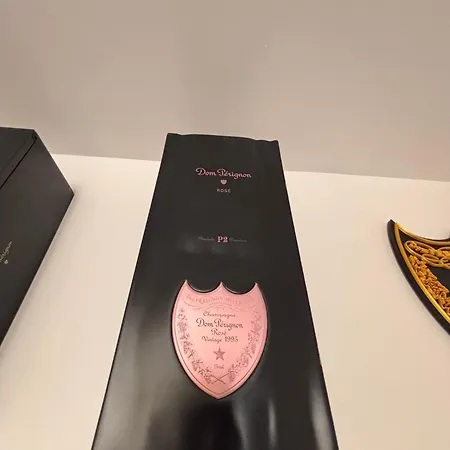 Апартаменты La Dom Perignon Jacuzzi Et Sauna Au Centre *